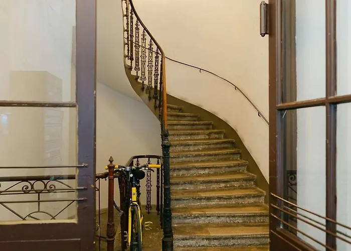 Cool 3br Close To Free Parking דירה וינה